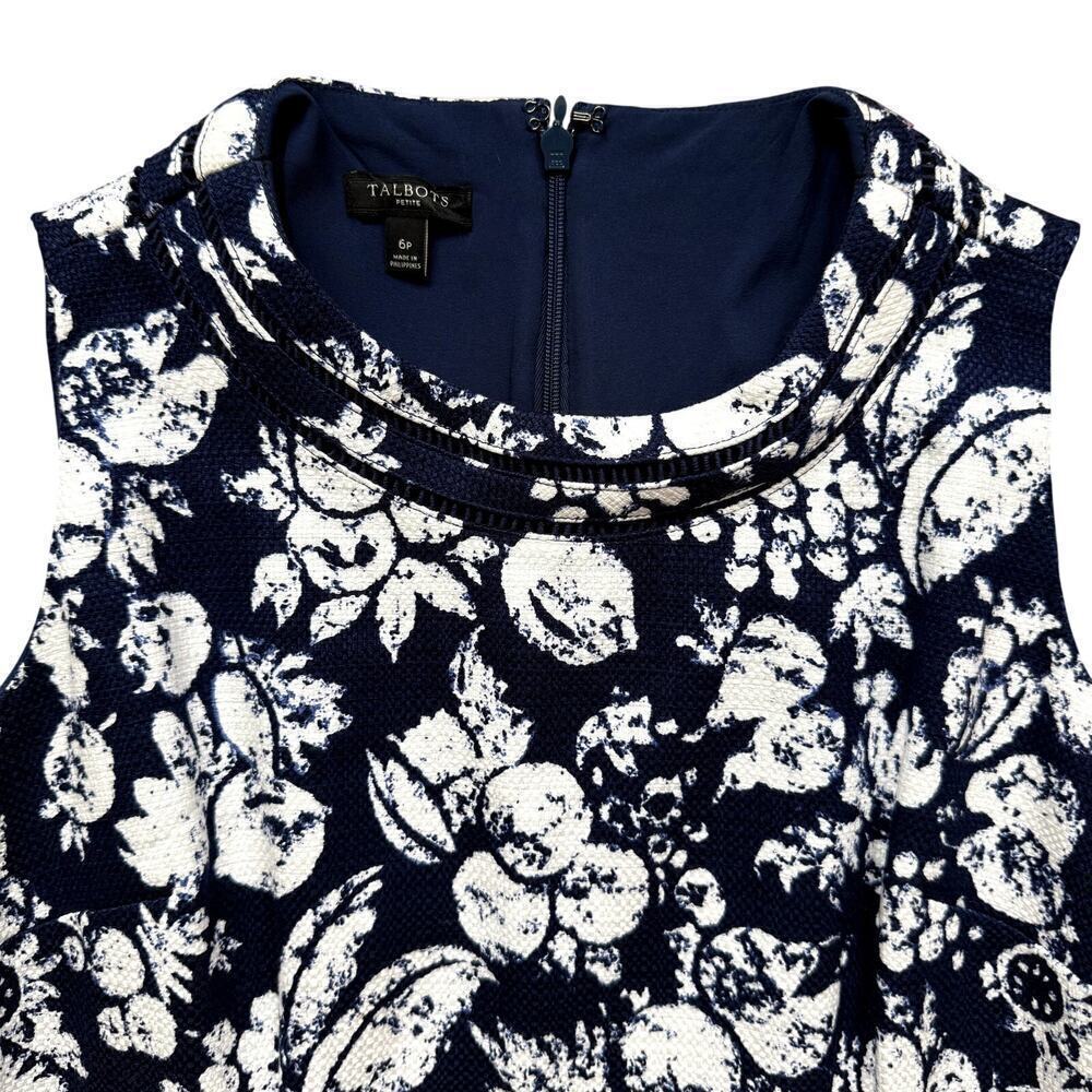 Talbots Sleeveless Fruit Print Navy Brunch Dress Women's Size 6P - Picture 2 of 5